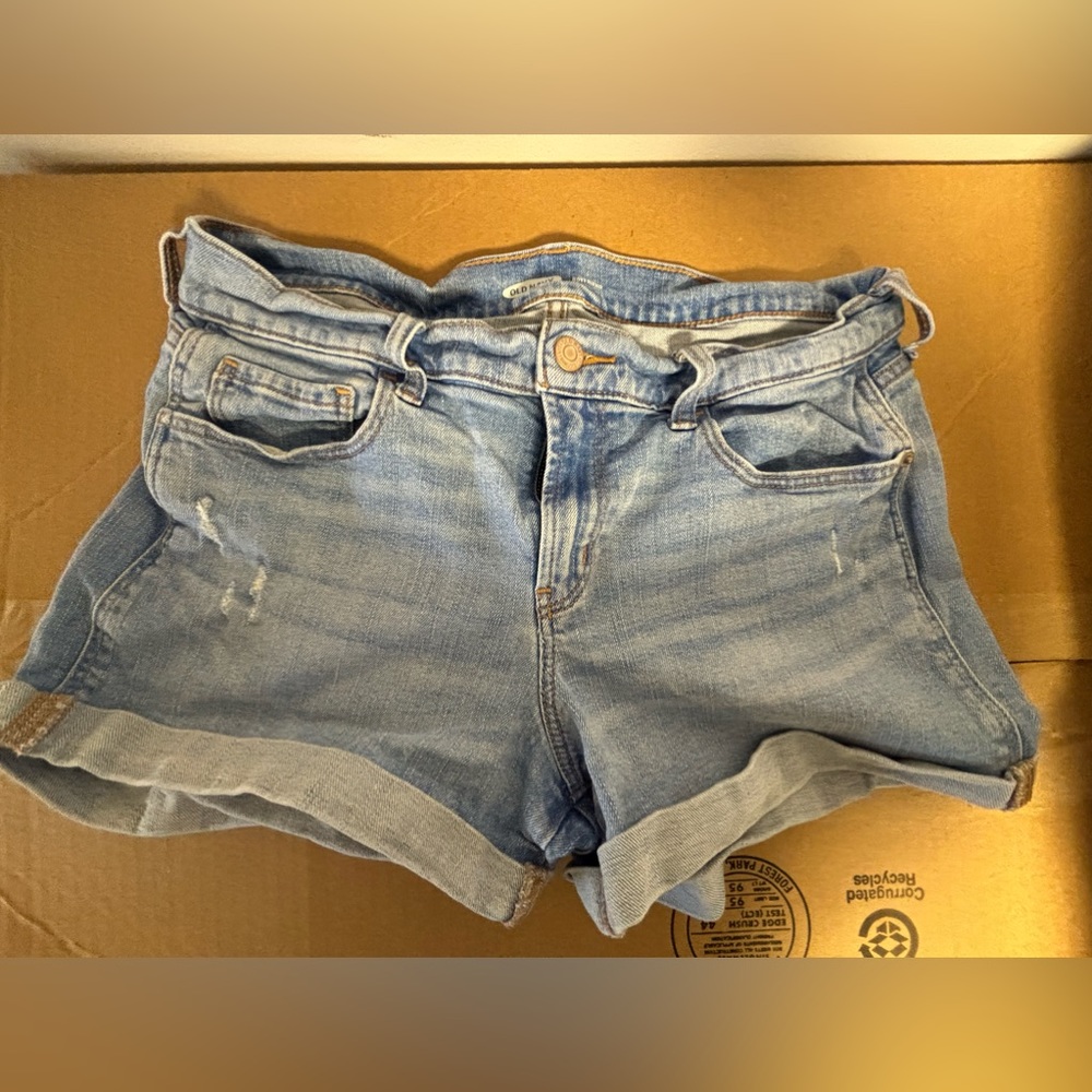 Denim boyfriend short size 6